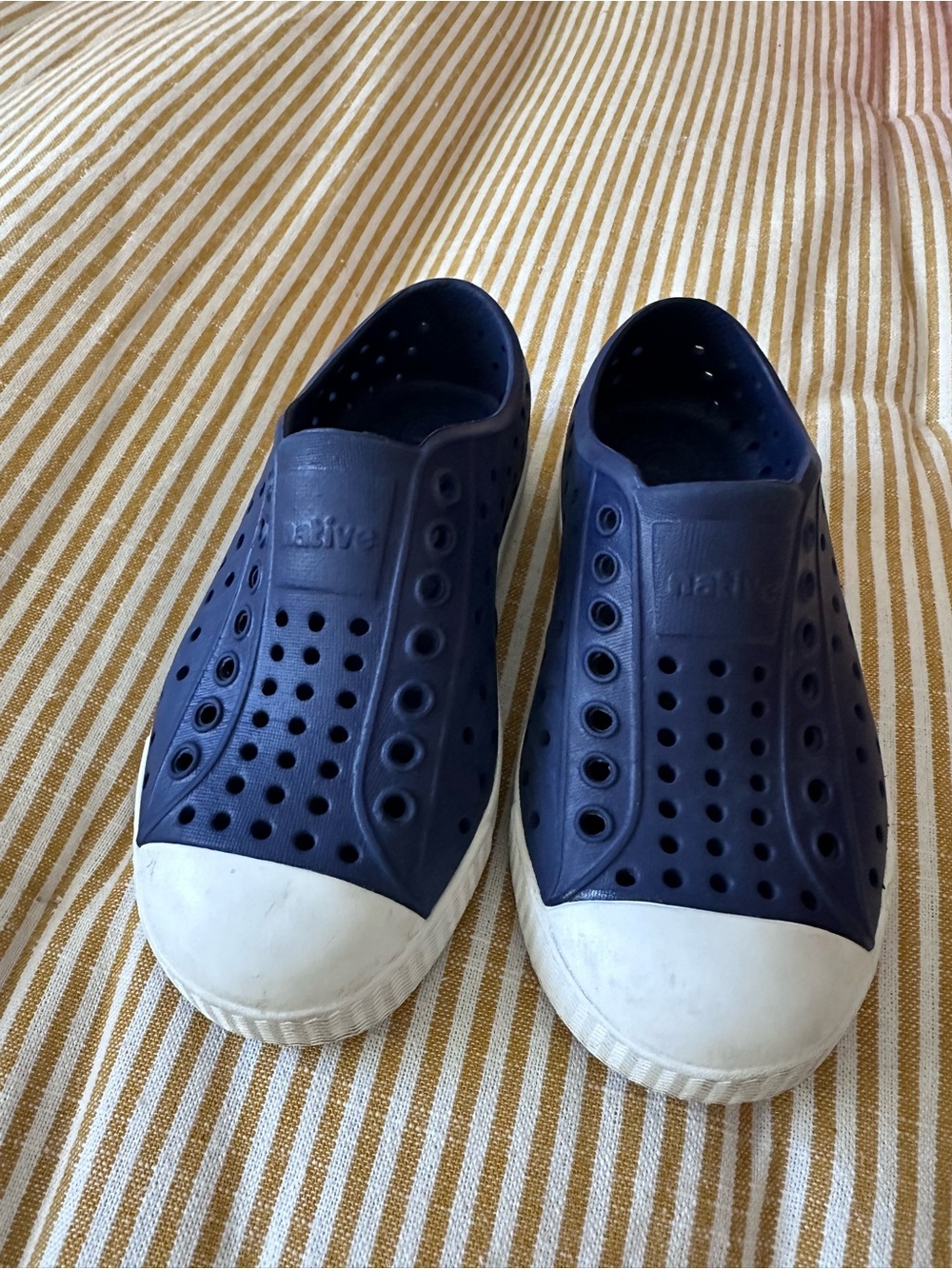Native Shoes - Blue size C9